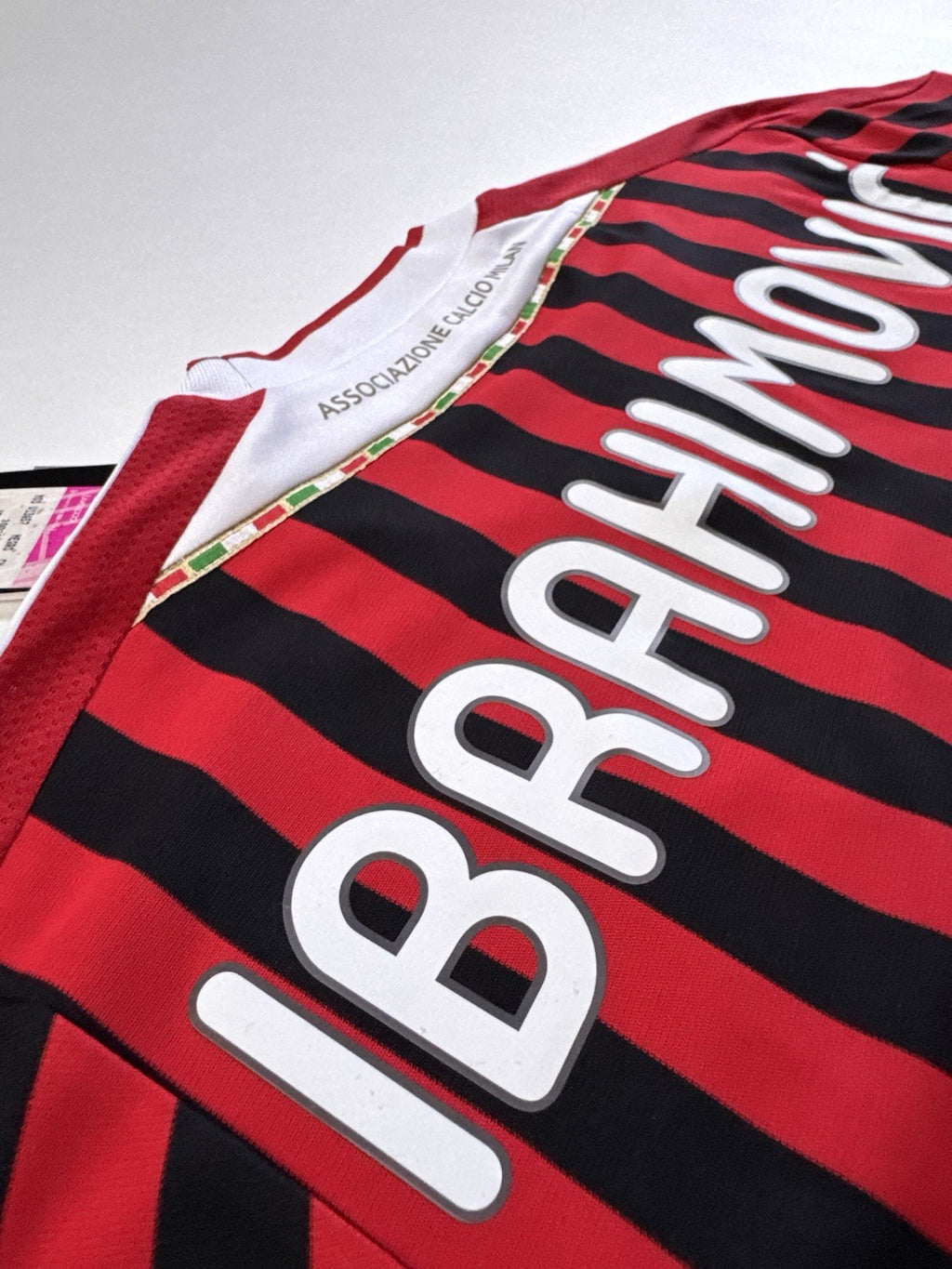 AC Milan 2011 2012 Zlatan Ibrahimovic Home Football Shirt Jersey Size S NWT