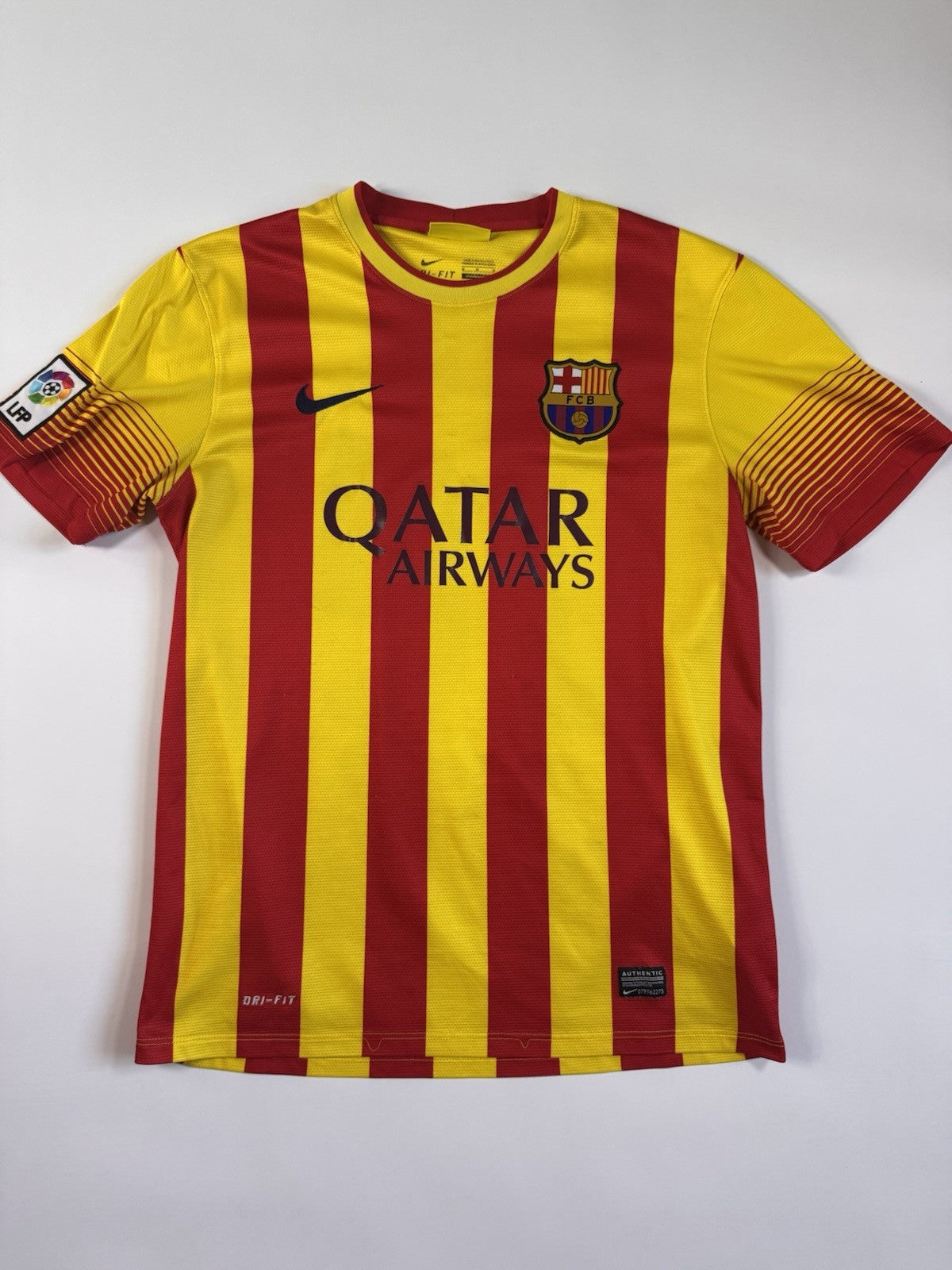 Barcelona 2013-2015 Lionel Messi Away Football Shirt Jersey Size M
