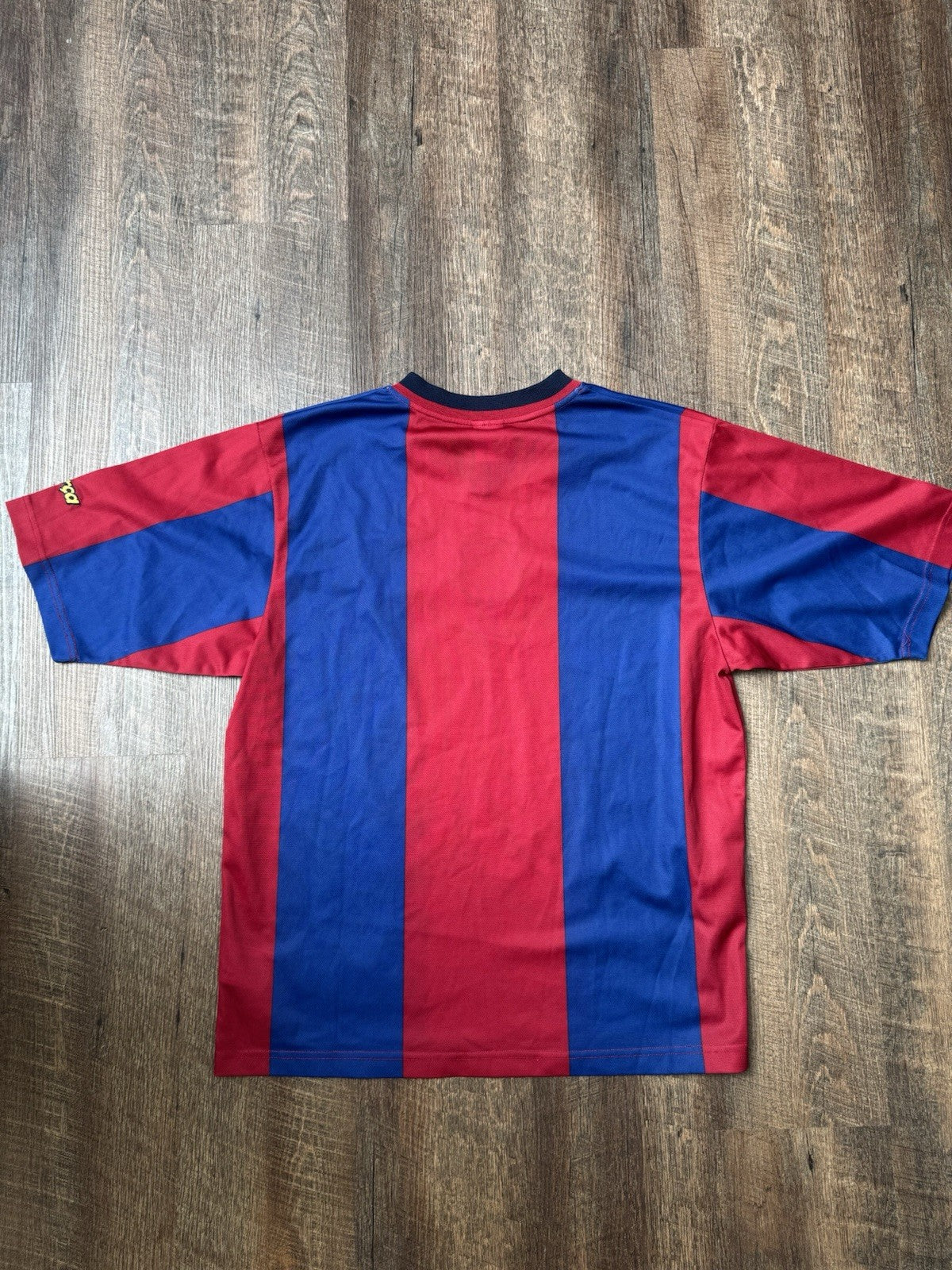 Vintage FC Barcelona Jersey Nike 2000 - 2001 Home Shirt L Barça Classic Kit