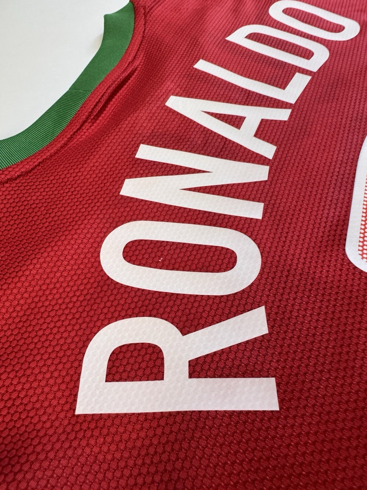Portugal 2012 Cristiano Ronaldo Home Football Shirt Jersey Size M | Check desc