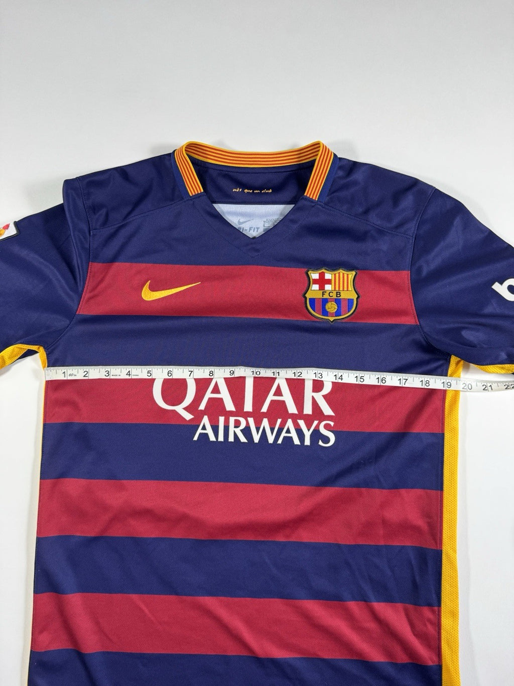 Barcelona 2015 2016 Lionel Messi Home Football Shirt Jersey Size M