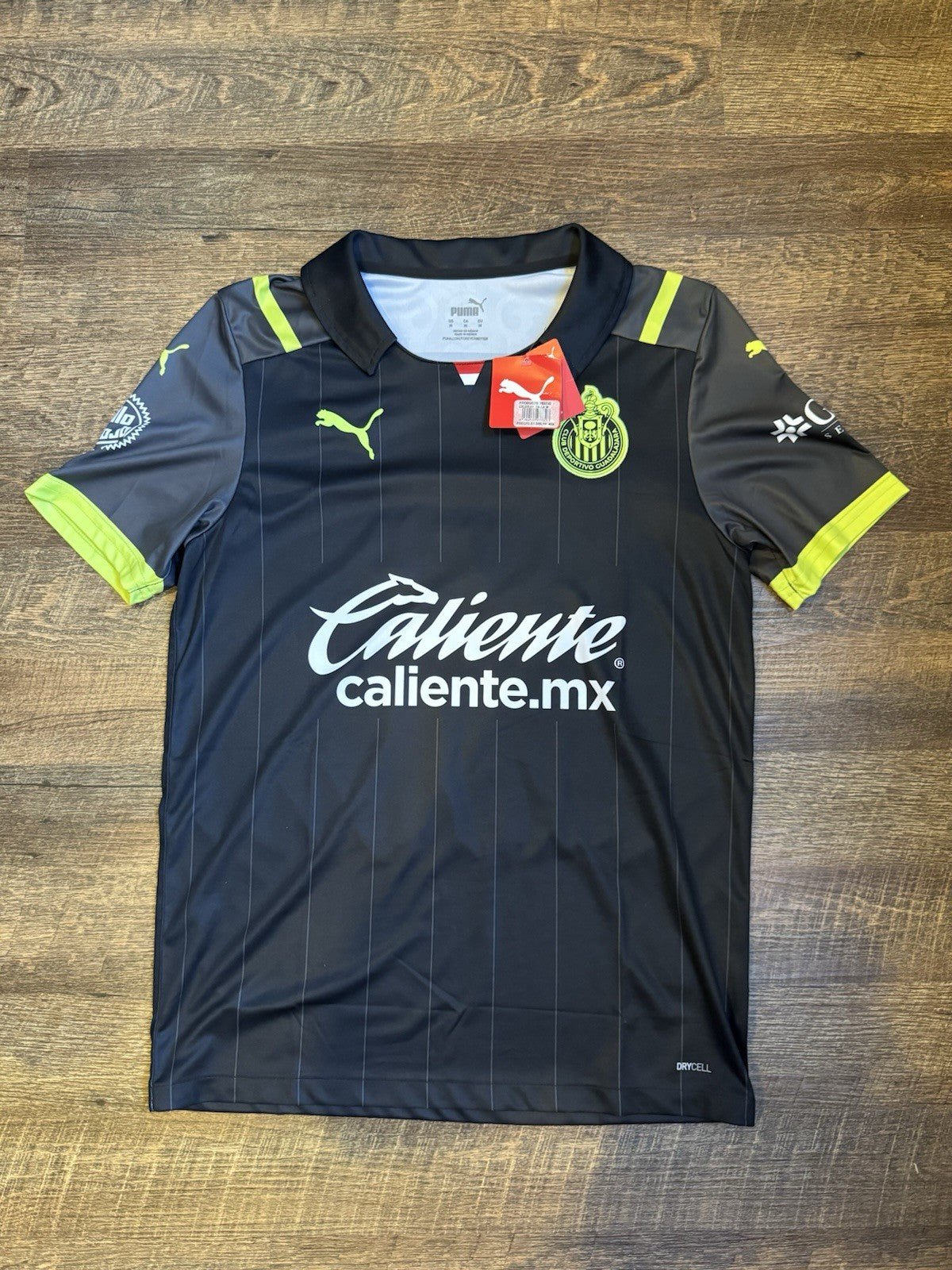 Isaac Brizuela Chivas 2021-22 Away Jersey Size M – Puma NWT cone Conejo Brizuela