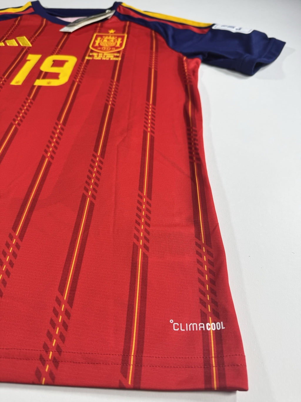 Spain 2026 World Cup Final Lamine Yamal Home Football Jersey Size M NWT Fan Vers