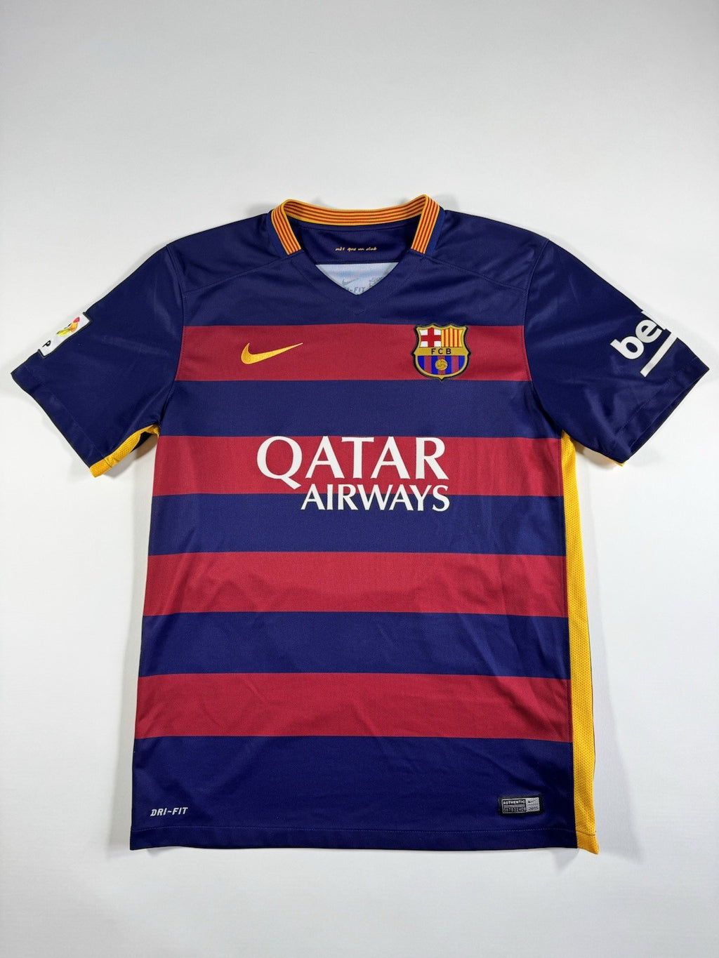 Barcelona 2015 2016 Lionel Messi Home Football Shirt Jersey Size M