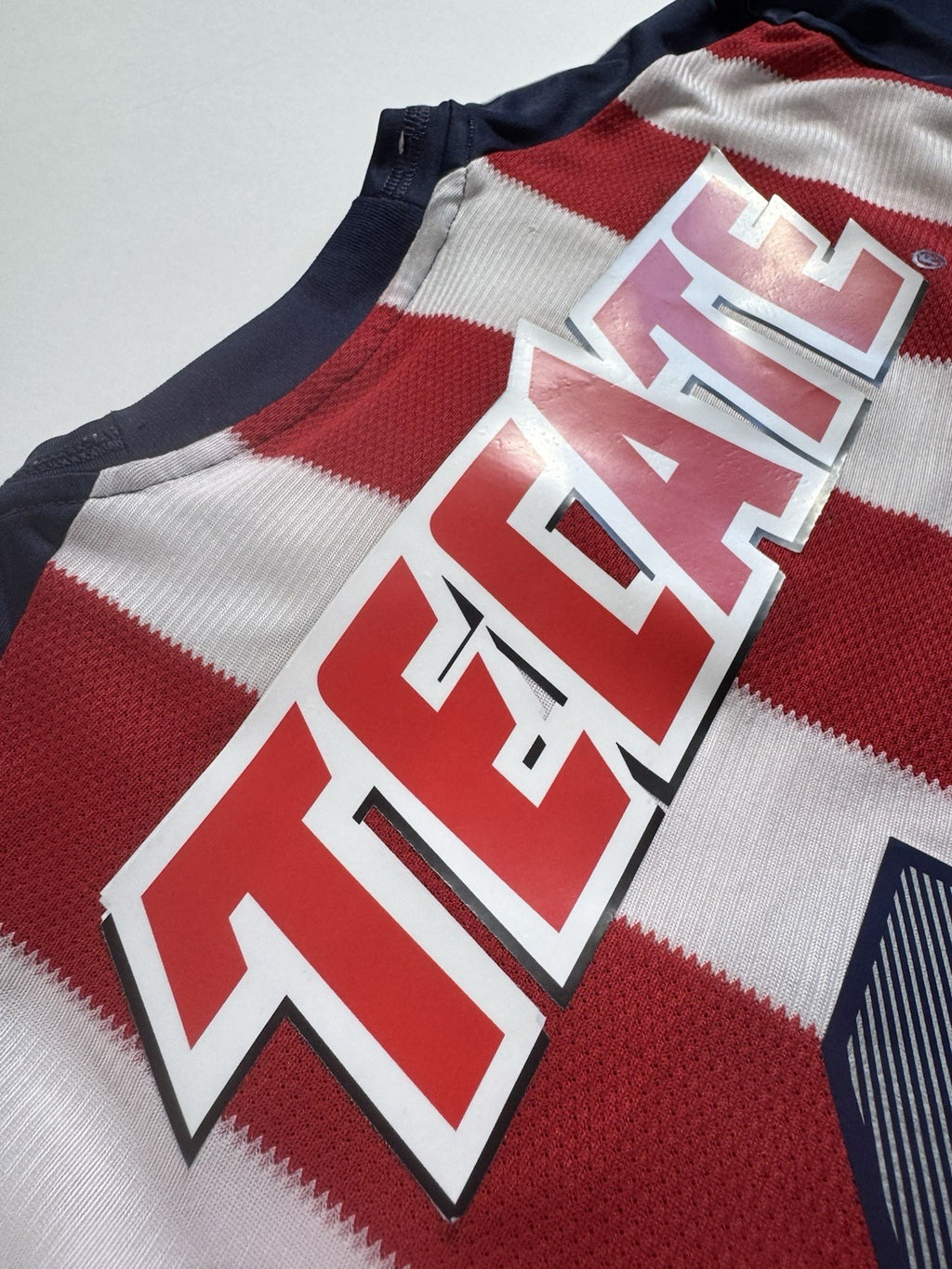 Chivas 2013 2014 Marco Fabian Long Sleeve Home Football Shirt Jersey Size M