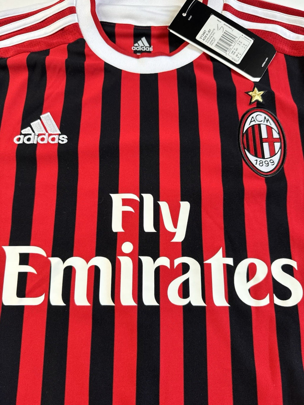 AC Milan 2011 2012 Zlatan Ibrahimovic Home Football Shirt Jersey Size S NWT