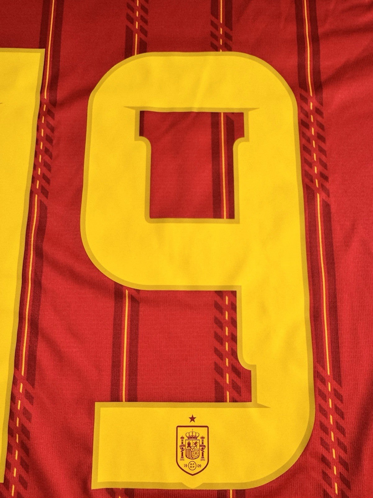 Spain 2026 World Cup Final Lamine Yamal Home Football Jersey Size M NWT Fan Vers