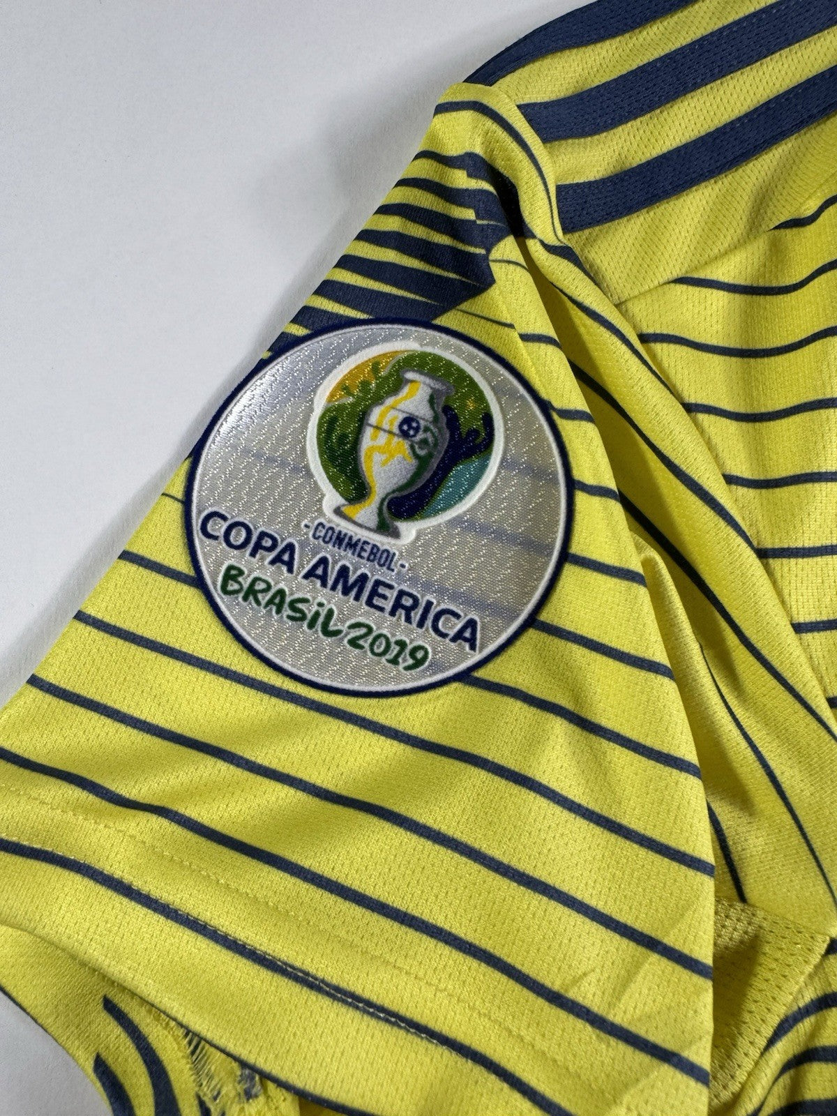 Colombia 2019 Copa America James Rodriguez Home Football Shirt Jersey Size L