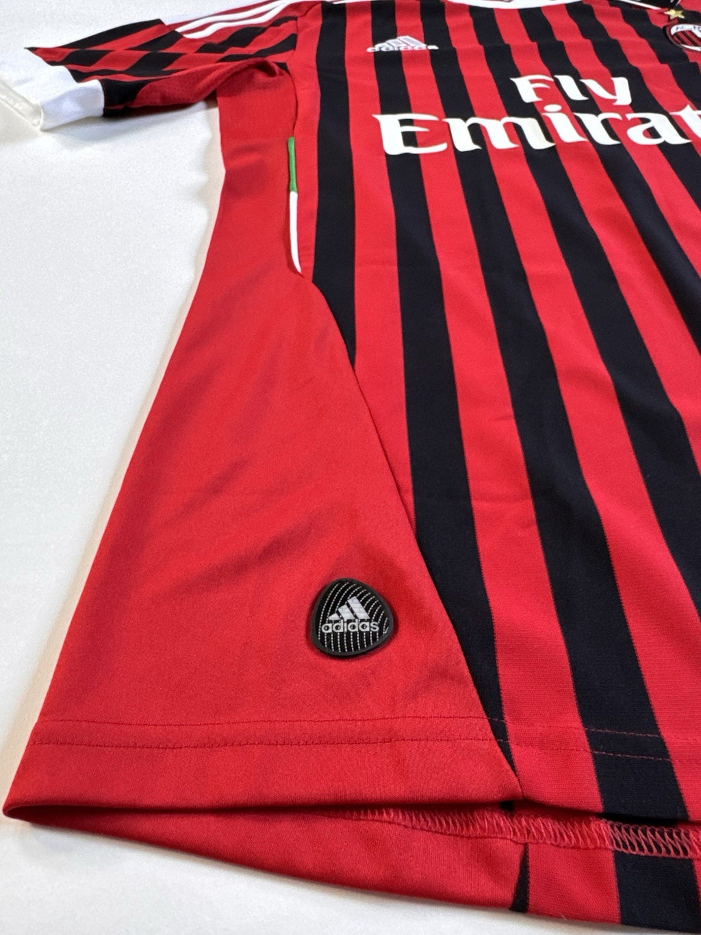 AC Milan 2011 2012 Zlatan Ibrahimovic Home Football Shirt Jersey Size S NWT