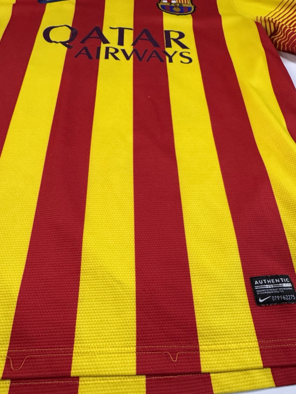 Barcelona 2013-2015 Lionel Messi Away Football Shirt Jersey Size M