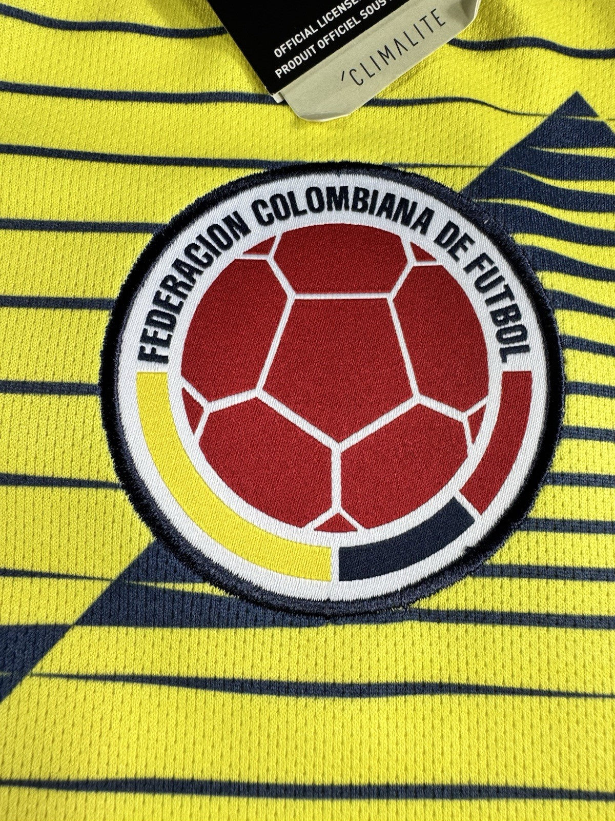 Colombia 2019 Copa America James Rodriguez Home Football Shirt Jersey Size L