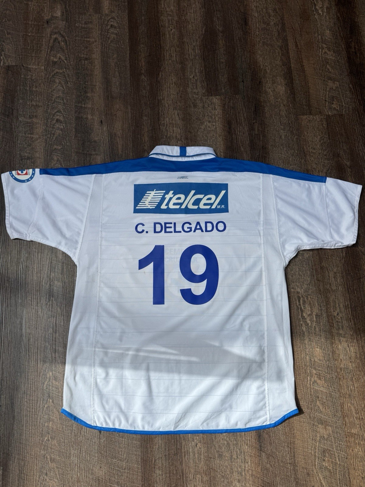 Chelito Delgado Cruz Azul 2003-04 Away Jersey 2XL | Umbro Liga MX Vintage