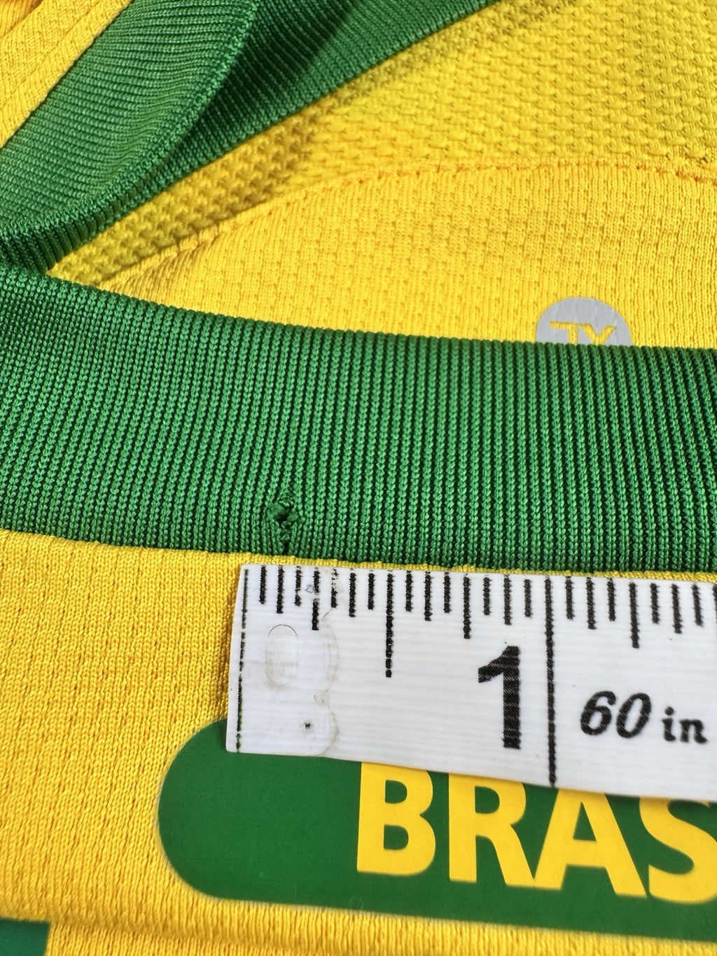 Brazil 2010 World Cup Ricardo Kaka Home Football Jersey Size XL | Read Descripti