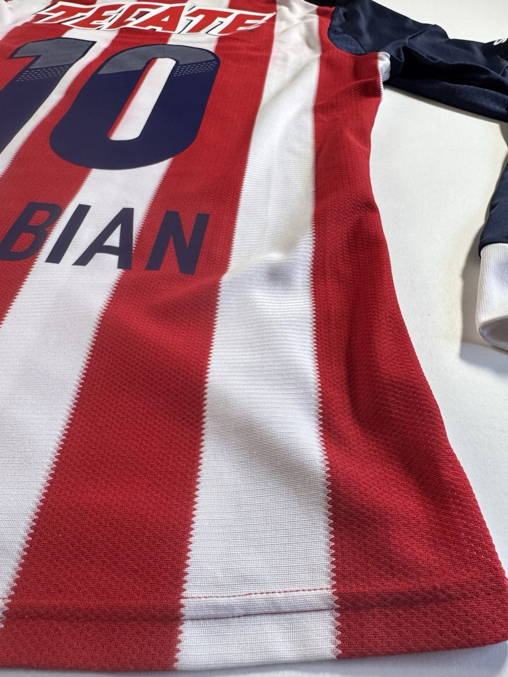 Chivas 2013 2014 Marco Fabian Long Sleeve Home Football Shirt Jersey Size M