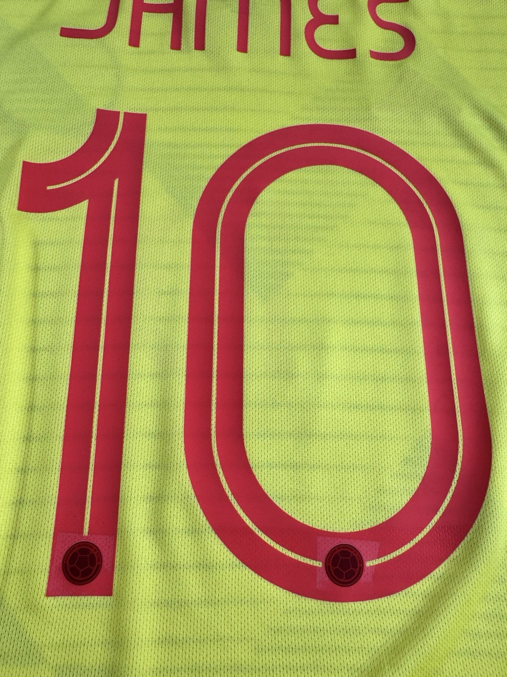 Colombia 2019 Copa America James Rodriguez Home Football Shirt Jersey Size L