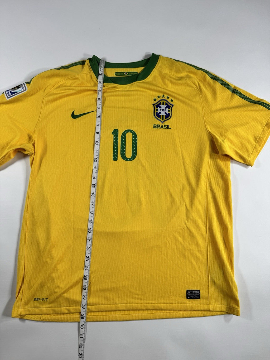 Brazil 2010 World Cup Ricardo Kaka Home Football Jersey Size XL | Read Descripti