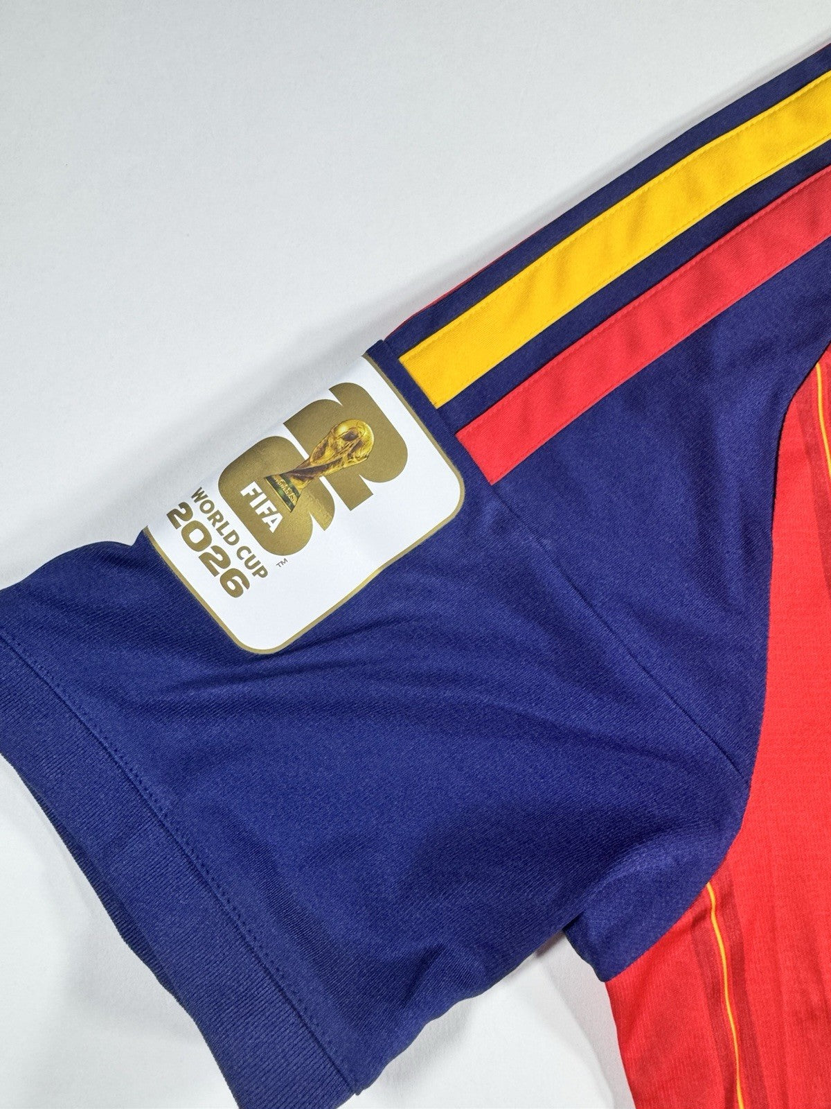 Spain 2026 World Cup Final Lamine Yamal Home Football Jersey Size M NWT Fan Vers