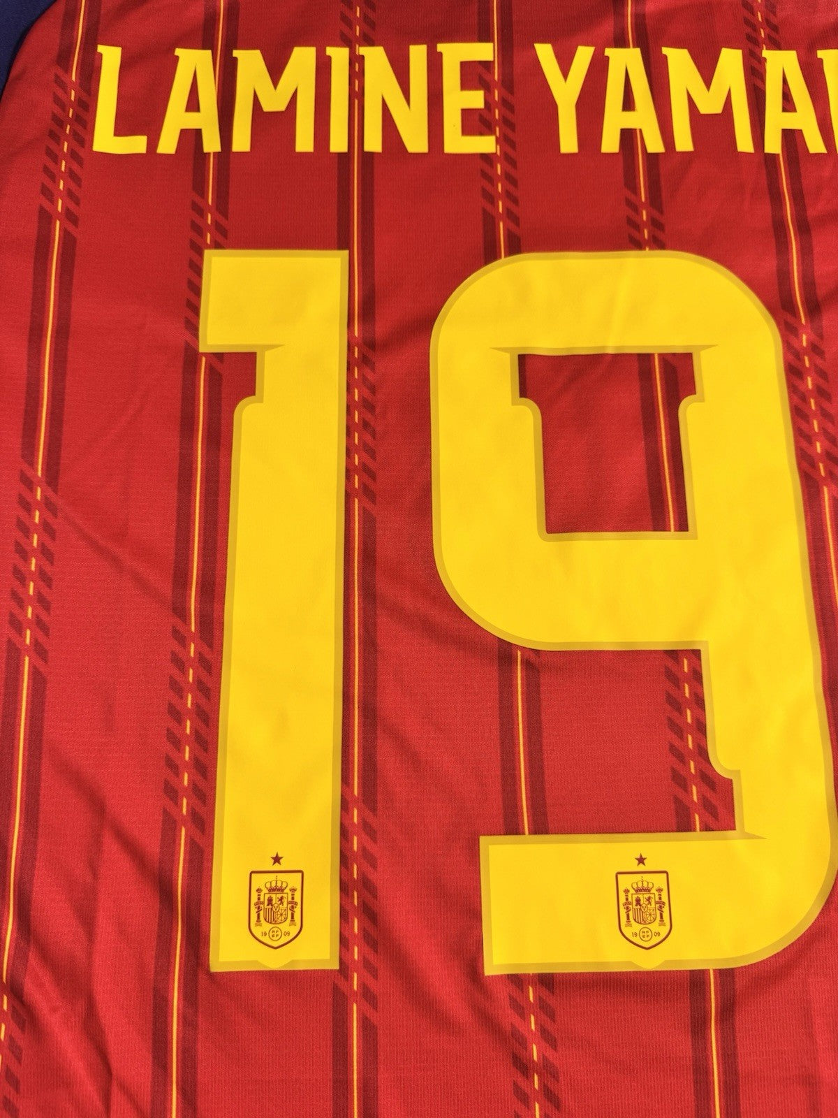Spain 2026 World Cup Final Lamine Yamal Home Football Jersey Size M NWT Fan Vers