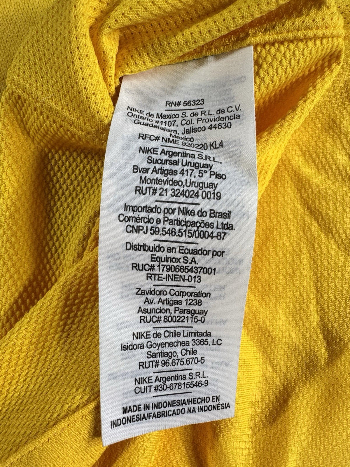Brazil 2010 World Cup Ricardo Kaka Home Football Jersey Size XL | Read Descripti