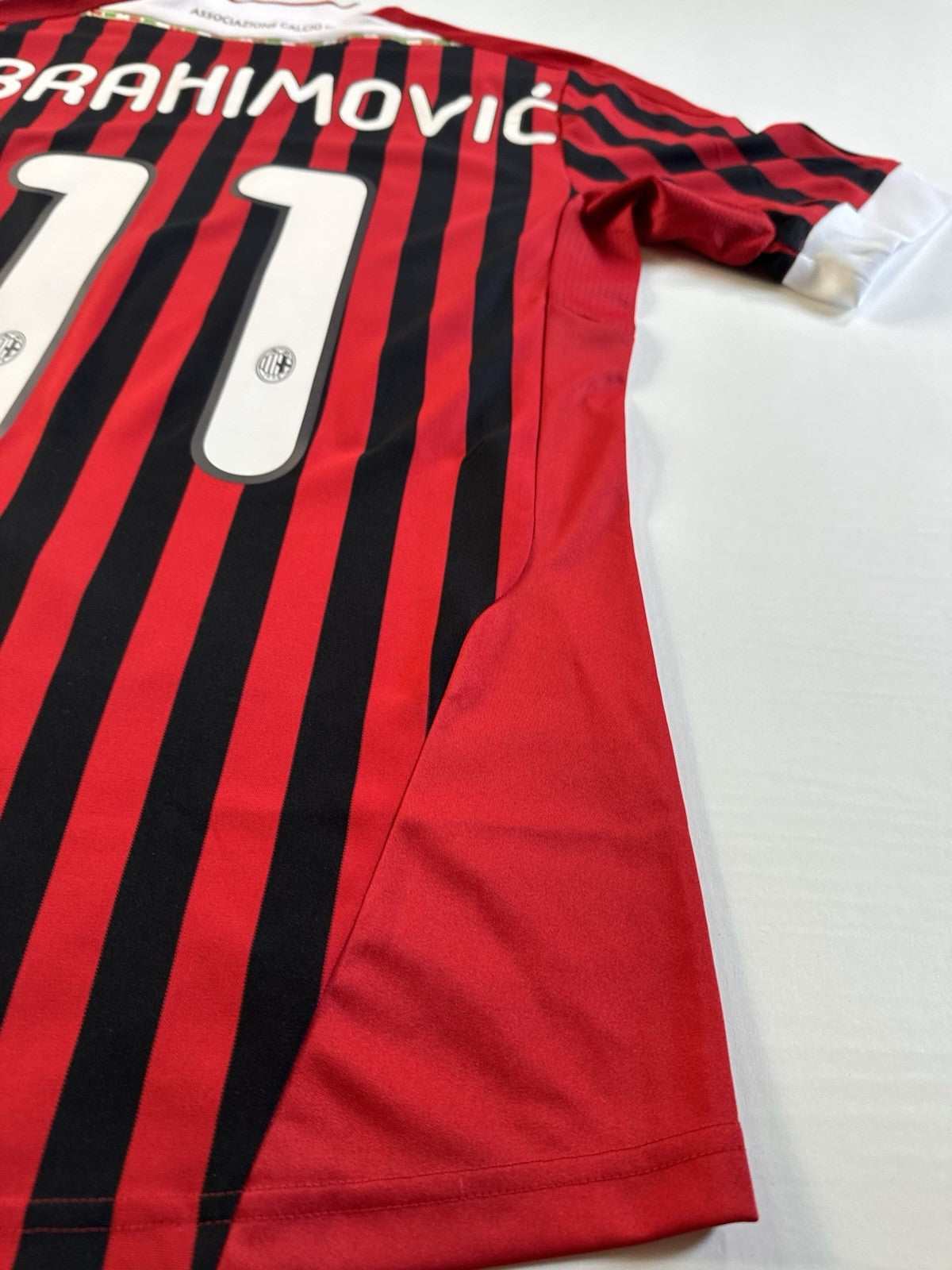 AC Milan 2011 2012 Zlatan Ibrahimovic Home Football Shirt Jersey Size S NWT