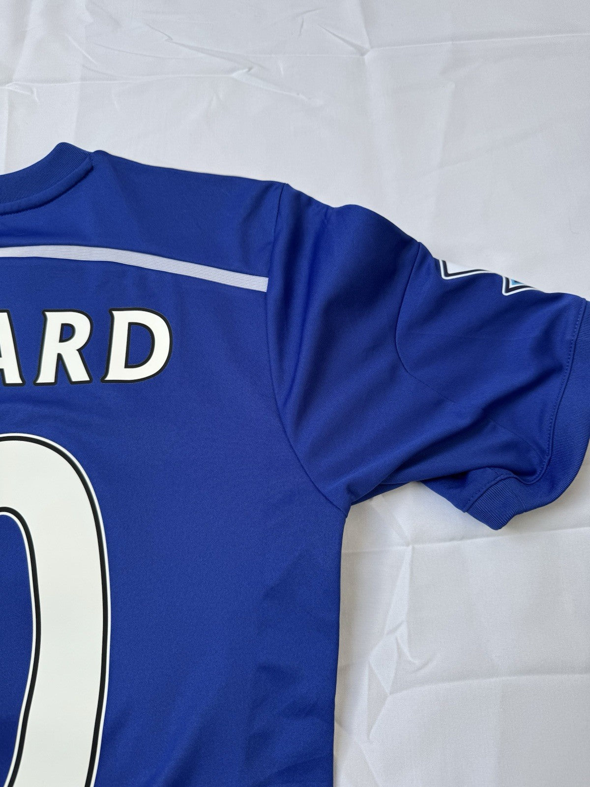 Chelsea 2014 2015 Eden Hazard Home Football Shirt Jersey NWT Size S | Check Des*