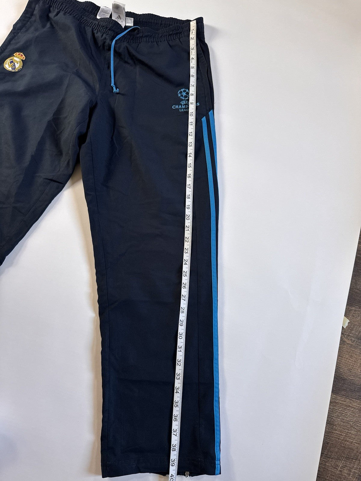 Real Madrid 2011 2012 Champions League Tracksuit Jacket and Pants Size M/L