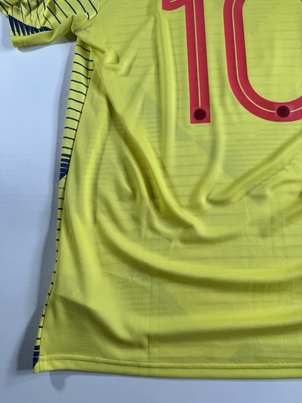 Colombia 2019 Copa America James Rodriguez Home Football Shirt Jersey Size L