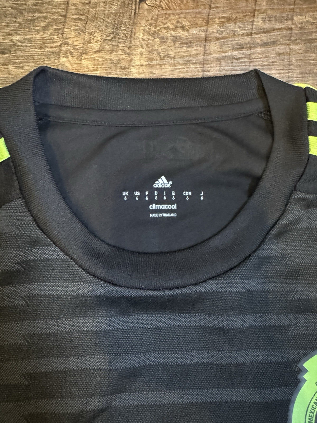 Andres Guardado UTILERIA SIGNED 2015 Adidas Mexico Home Soccer Jersey. NO COA